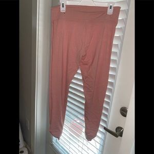 Victoria’s Secret pink leggings